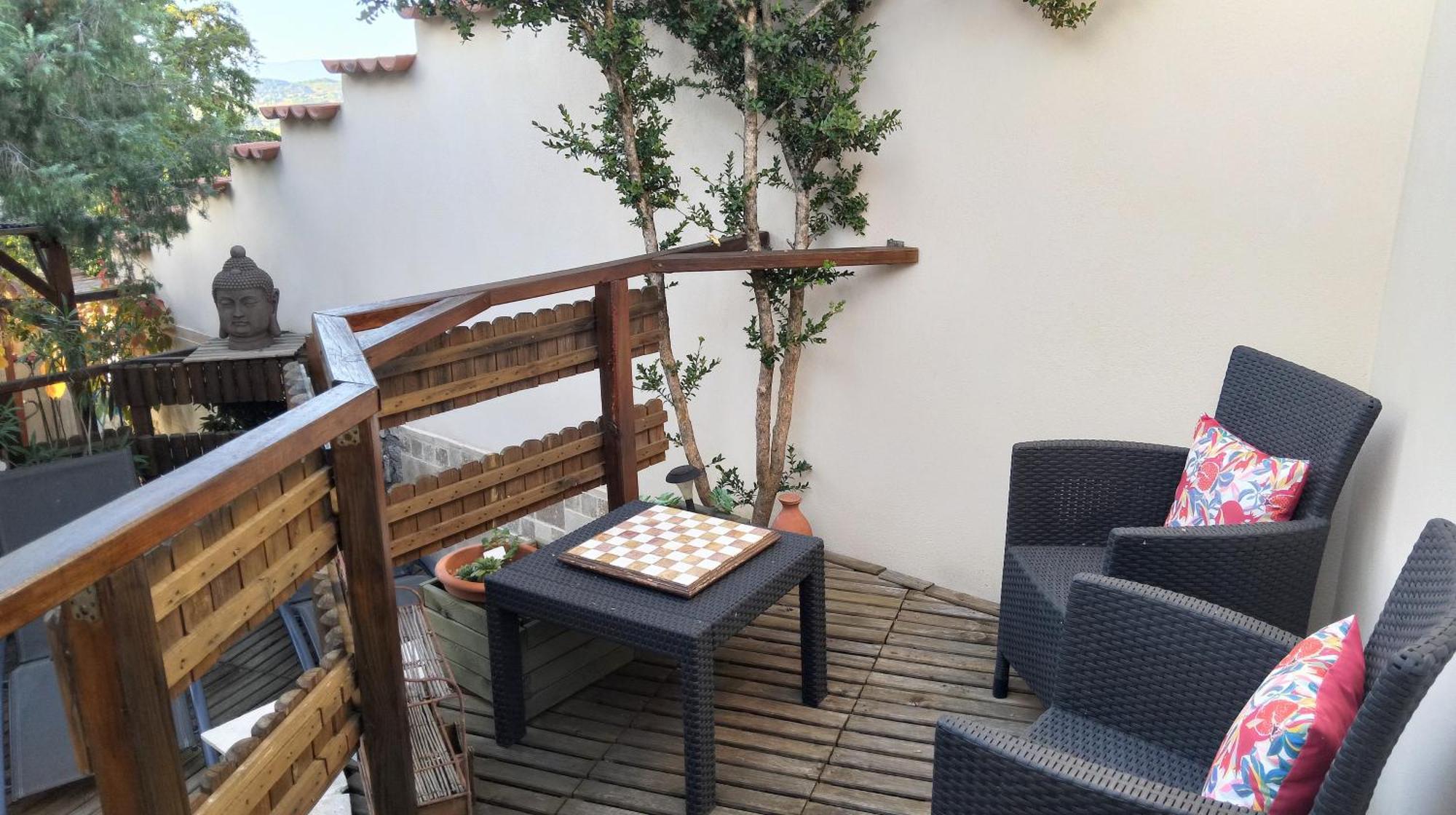 Les Lauriers Roses Holiday home Salavas